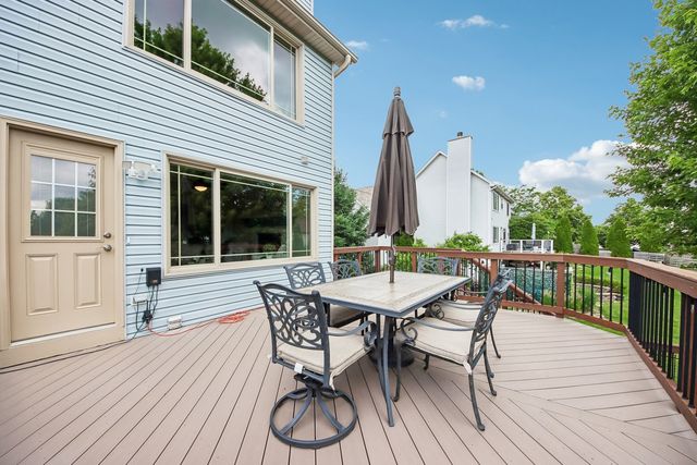 2214 Keim Drive, Aurora, IL 60503