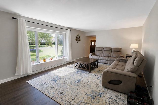 7 Greenwood COURT, Wind Point, WI 53402