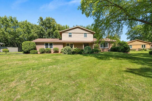 7 Greenwood COURT, Wind Point, WI 53402