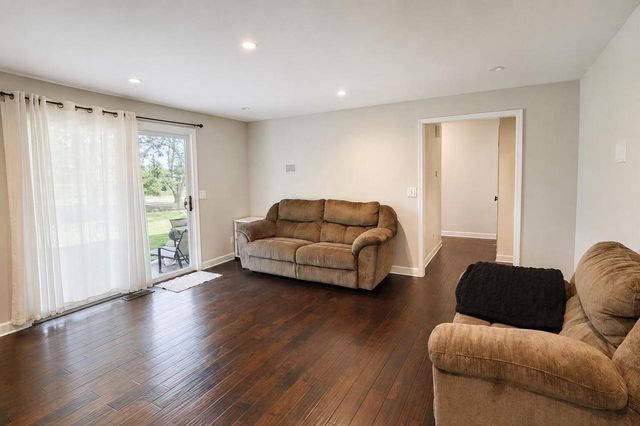 7 Greenwood COURT, Wind Point, WI 53402