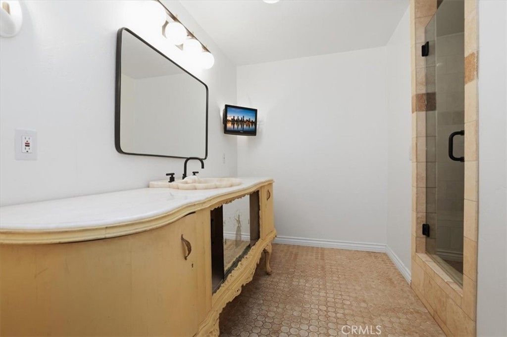 Image 36 of property listing at 8633 Garfield Street, Riverside, CA 92504