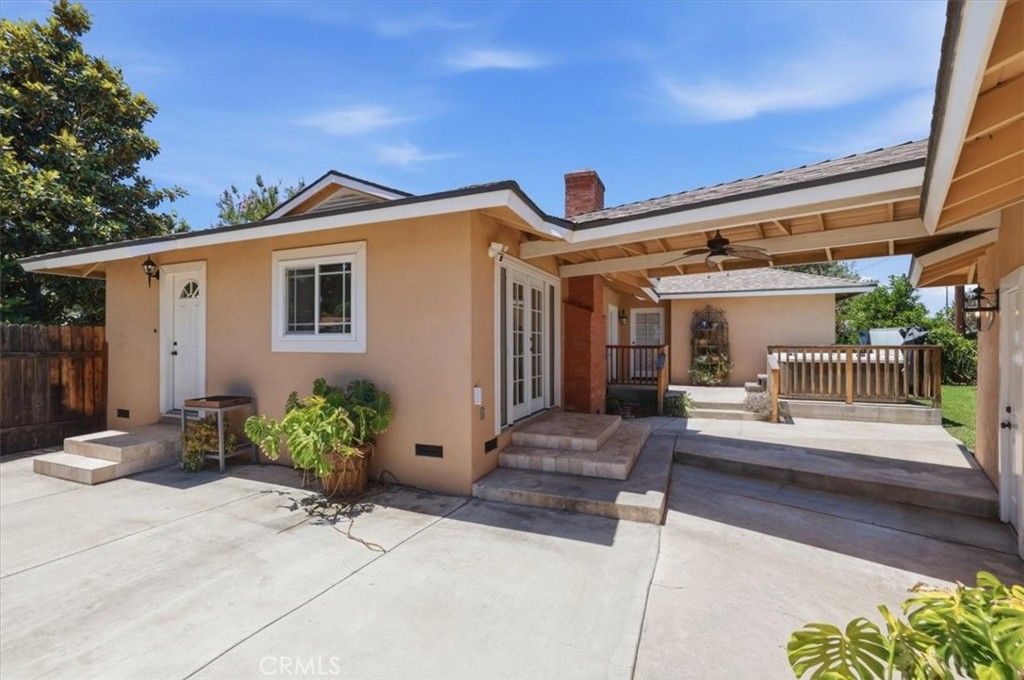 Image 42 of property listing at 8633 Garfield Street, Riverside, CA 92504