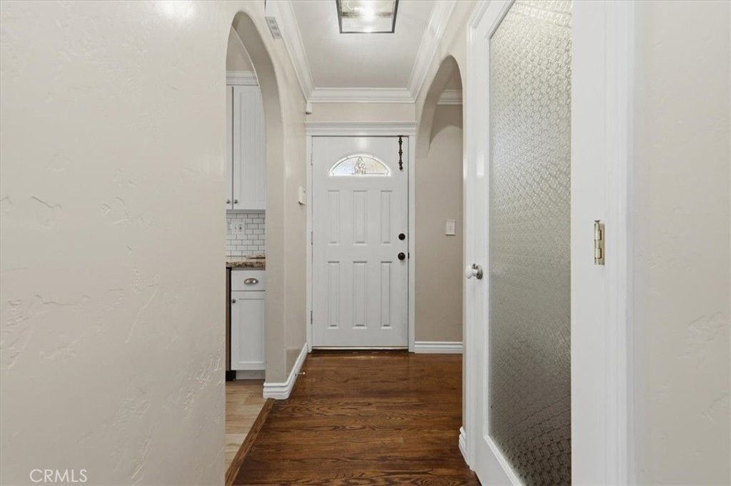 Image 9 of property listing at 8633 Garfield Street, Riverside, CA 92504