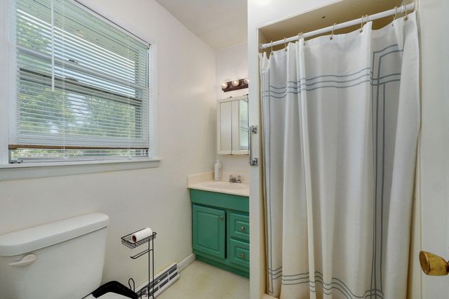 2021 W Olive Street, Springfield, MO 65802