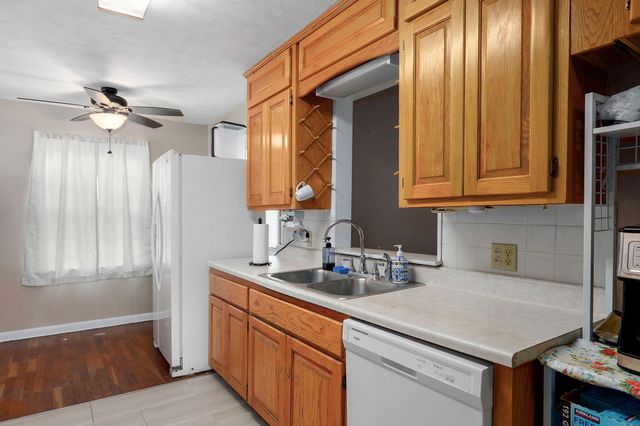 2021 W Olive Street, Springfield, MO 65802
