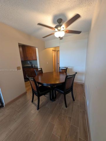23 Easthampton A 0, West Palm Beach, FL 33417