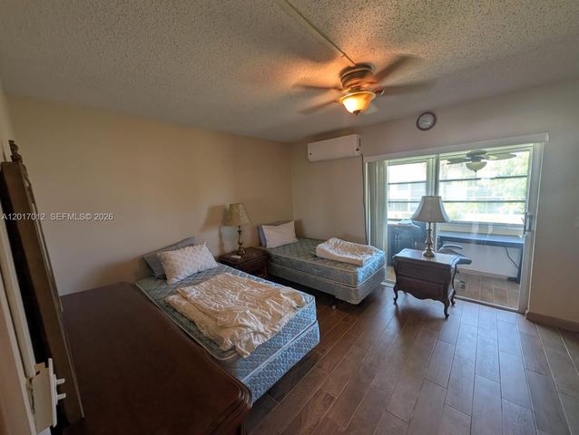 23 Easthampton A 0, West Palm Beach, FL 33417