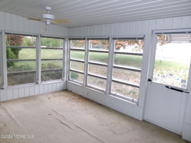 6 Harrow Place, Manchester, NJ 08759