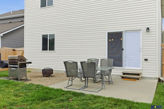 1627 Blanca Drive, Lincoln, NE 68521
