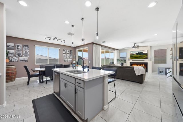 18733 W COLTER Street, Litchfield Park, AZ 85340