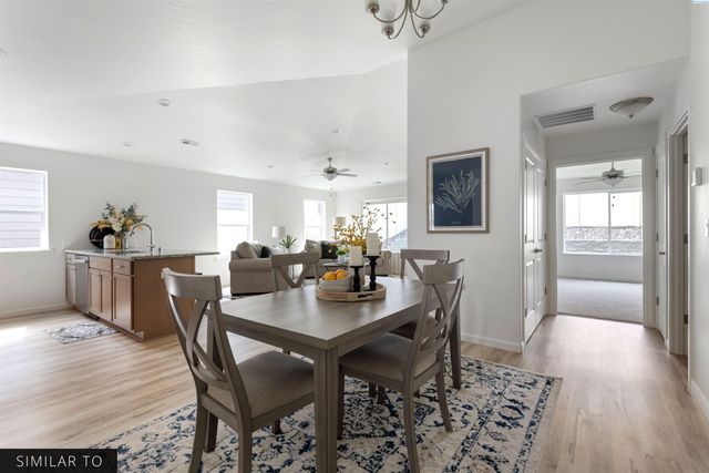 7061 W 38th Ave, Kennewick, WA 99338