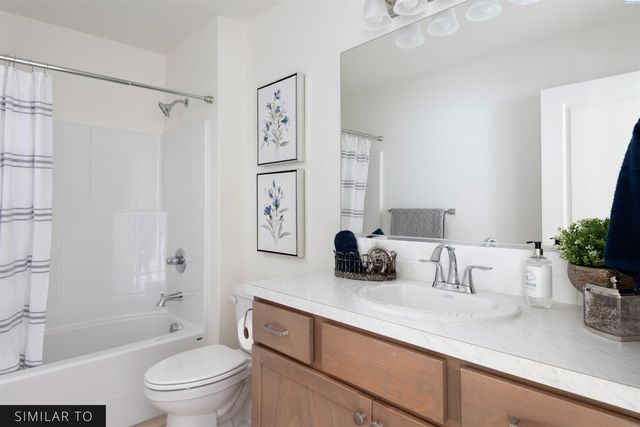 7061 W 38th Ave, Kennewick, WA 99338