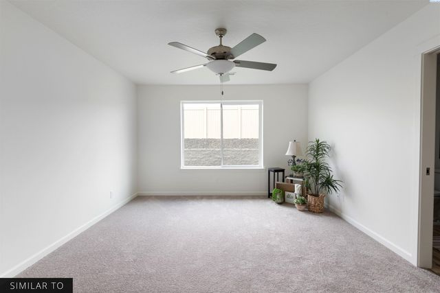 7061 W 38th Ave, Kennewick, WA 99338