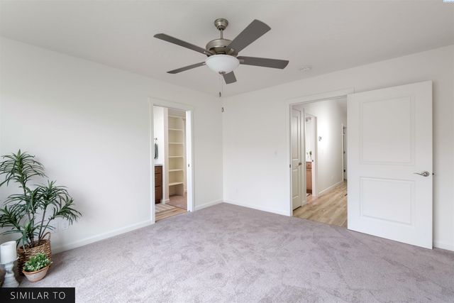 7061 W 38th Ave, Kennewick, WA 99338