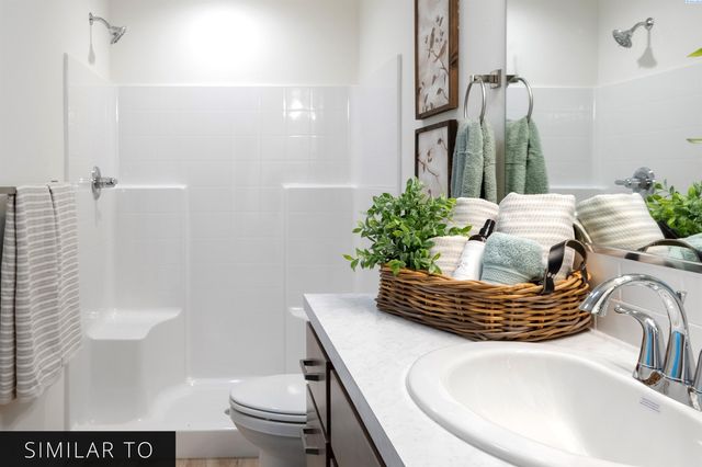 7061 W 38th Ave, Kennewick, WA 99338