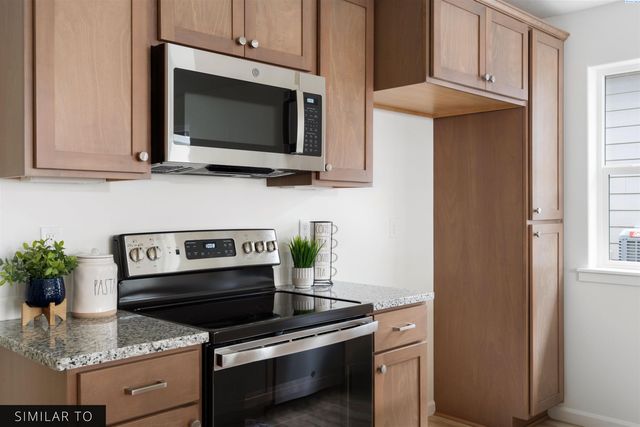 7061 W 38th Ave, Kennewick, WA 99338