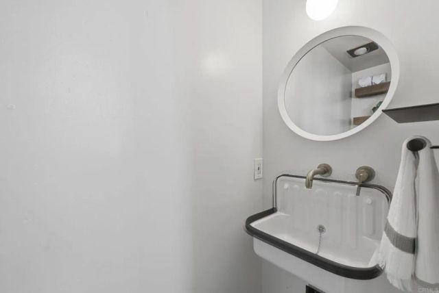 2972 Lancaster Road, Carlsbad, CA 92010