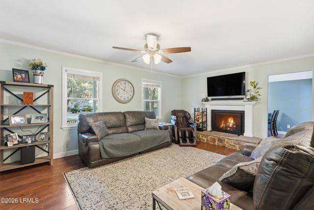 8 Meredith Lane, Beaufort, SC 29907