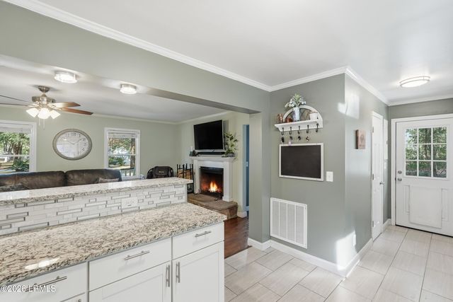 8 Meredith Lane, Beaufort, SC 29907