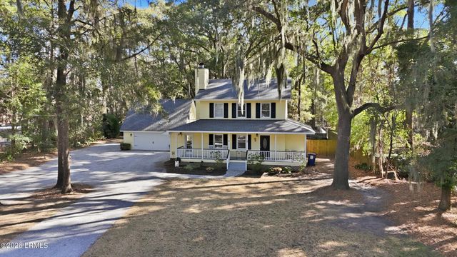 8 Meredith Lane, Beaufort, SC 29907