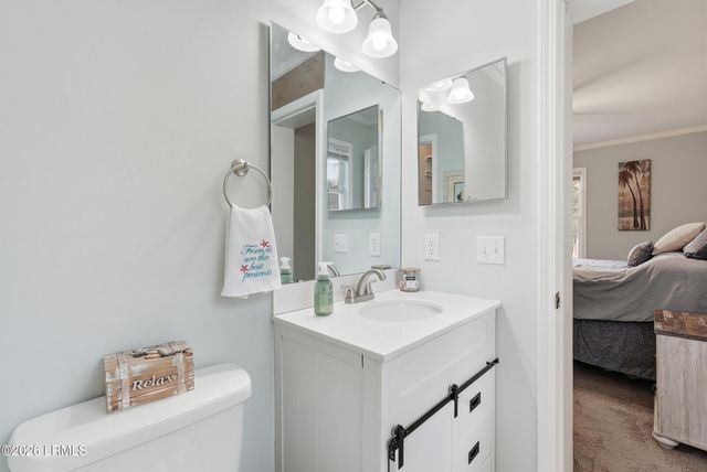 8 Meredith Lane, Beaufort, SC 29907