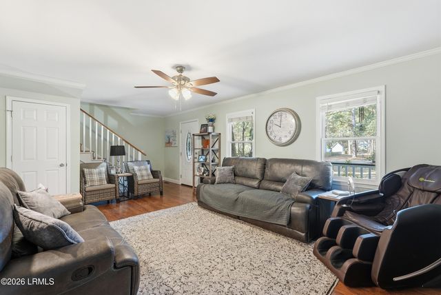 8 Meredith Lane, Beaufort, SC 29907