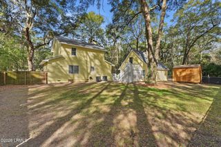 8 Meredith Lane, Beaufort, SC 29907