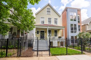 3714 W Cortland Street 1, Chicago, IL 60647