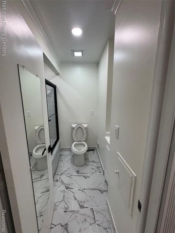 45480 Keding Street, Utica, MI 48317