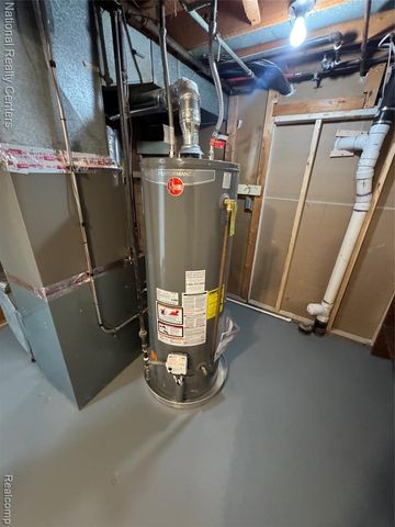 45480 Keding Street, Utica, MI 48317