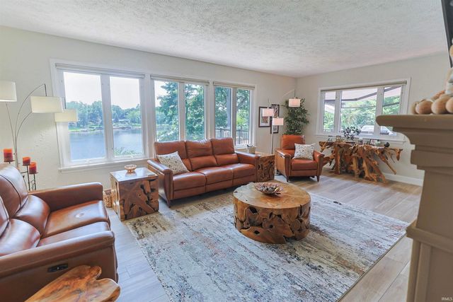 10098 Jefferson Road, Osceola, IN 46561