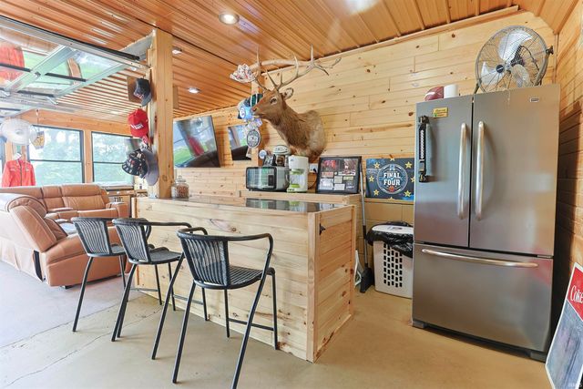 10098 Jefferson Road, Osceola, IN 46561