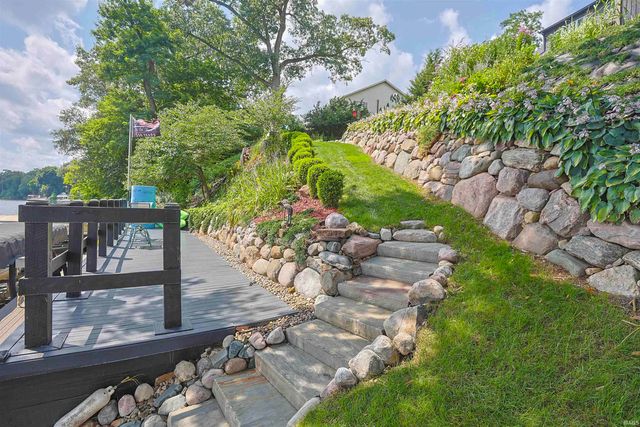 10098 Jefferson Road, Osceola, IN 46561