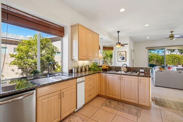 64 Paris Way, Rancho Mirage, CA 92270