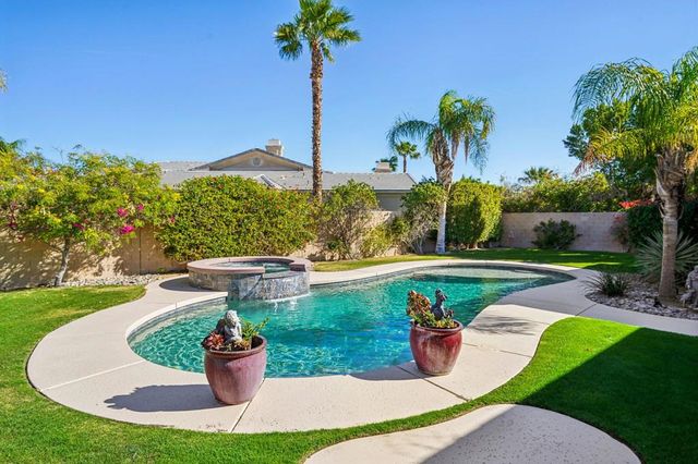64 Paris Way, Rancho Mirage, CA 92270