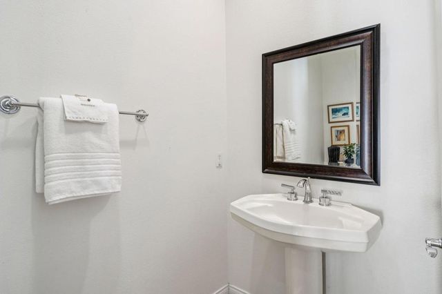 64 Paris Way, Rancho Mirage, CA 92270