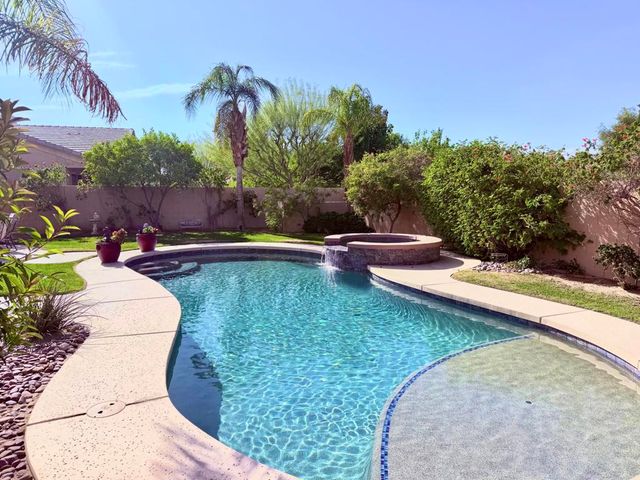 64 Paris Way, Rancho Mirage, CA 92270