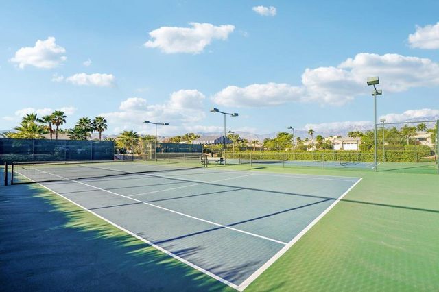 64 Paris Way, Rancho Mirage, CA 92270