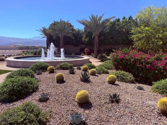 64 Paris Way, Rancho Mirage, CA 92270