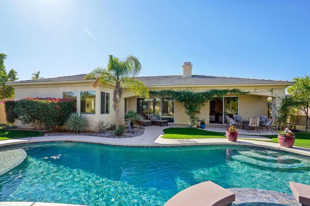 64 Paris Way, Rancho Mirage, CA 92270