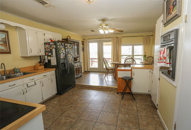 12301 HWY 36, Comanche, TX 76442