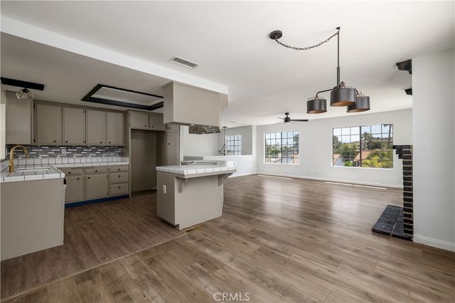 30745 Long Point, Canyon Lake, CA 92587