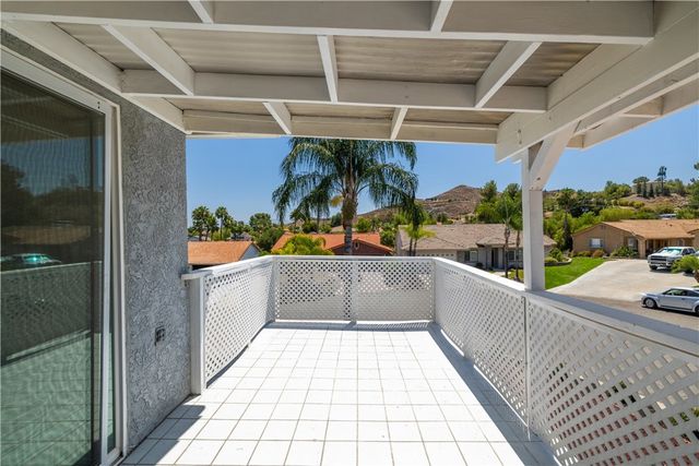 30745 Long Point, Canyon Lake, CA 92587