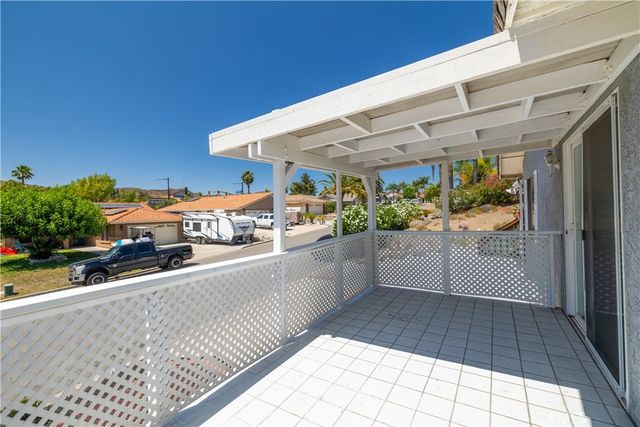 30745 Long Point, Canyon Lake, CA 92587
