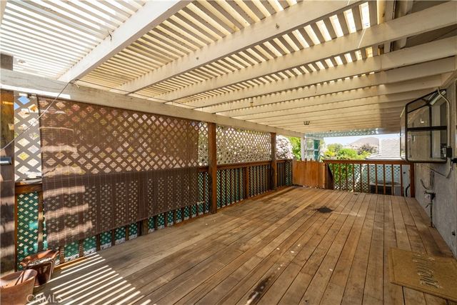 30745 Long Point, Canyon Lake, CA 92587