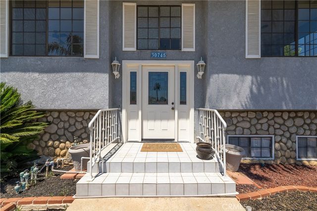 30745 Long Point, Canyon Lake, CA 92587