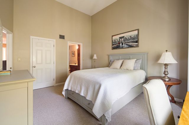 1200 Salem St 135, Peabody, MA 01960