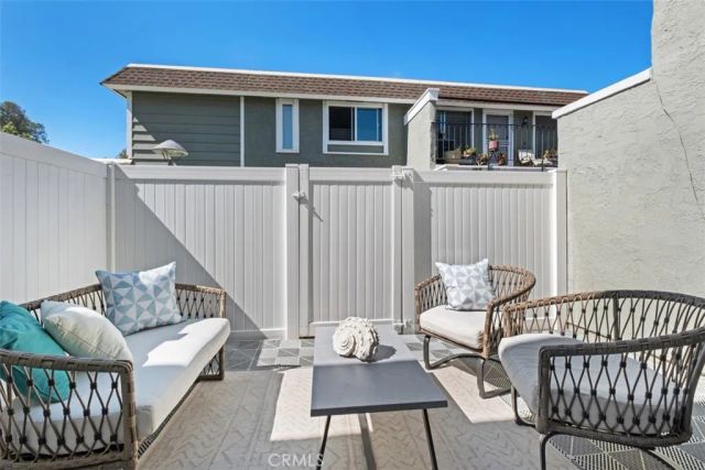 26013 Via Pera, Mission Viejo, CA 92691