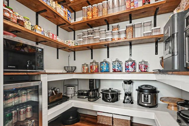 11350 Denver Ridge Court, Osceola, IN 46561