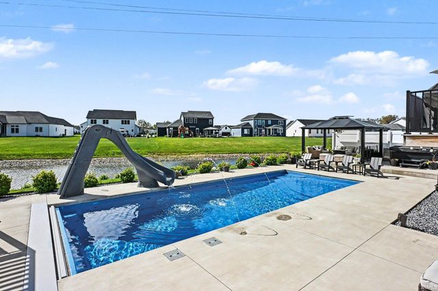 11350 Denver Ridge Court, Osceola, IN 46561